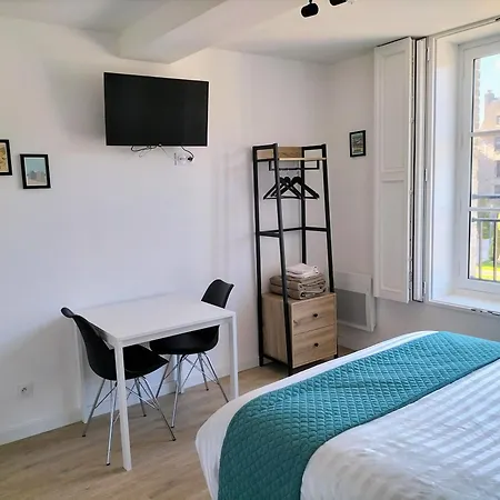 Mutum - 2 Personnes Ou Duplex 5 Personnes , Idealement Places A 100m De La Dieppe