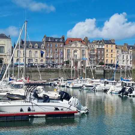 Mutum - 2 Personnes Ou Duplex 5 Personnes , Idealement Places A 100m De La *