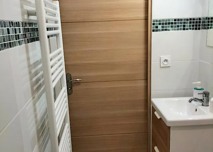 Mutum - 2 Personnes Ou Duplex 5 Personnes , Idealement Places A 100m De La * Dieppe